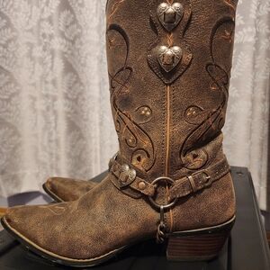 Durango Brown Embroidered Western Heeled Boots